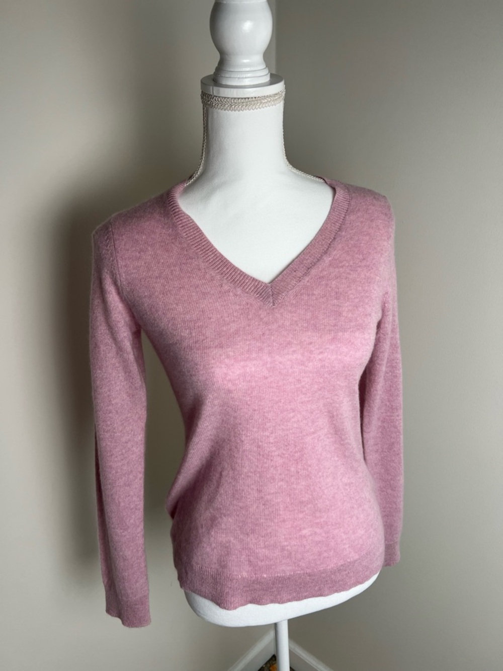 Charter Club 100% Cashmere Pink V-Neck Sweater